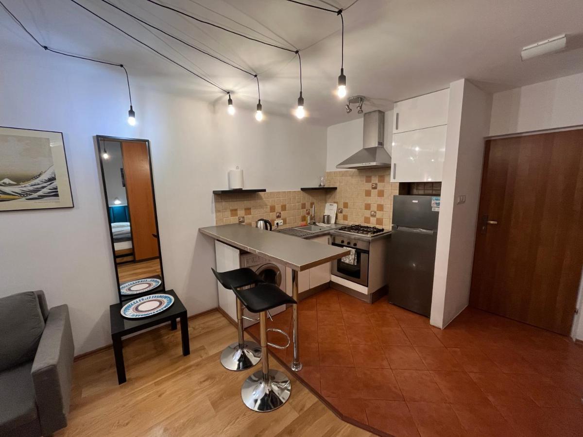 Murano Apartaments Atrium Варшава Екстериор снимка