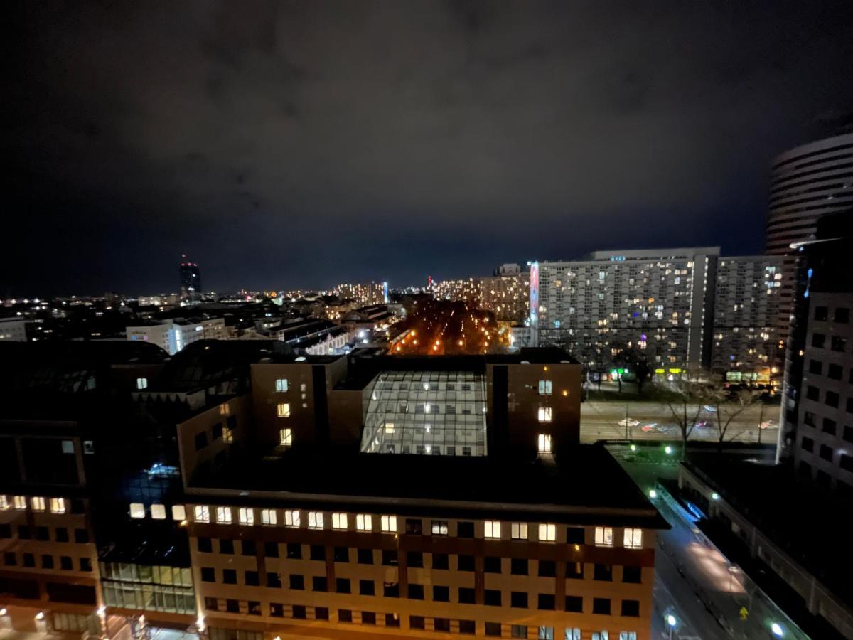 Murano Apartaments Atrium Варшава Екстериор снимка