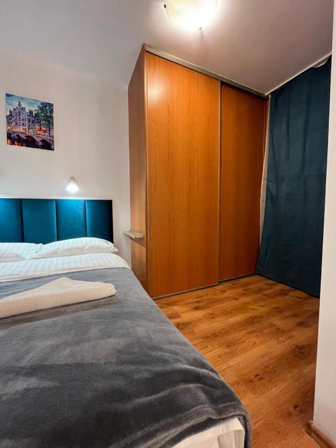 Murano Apartaments Atrium Варшава Екстериор снимка