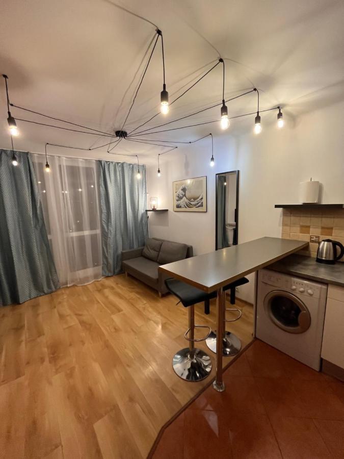 Murano Apartaments Atrium Варшава Екстериор снимка