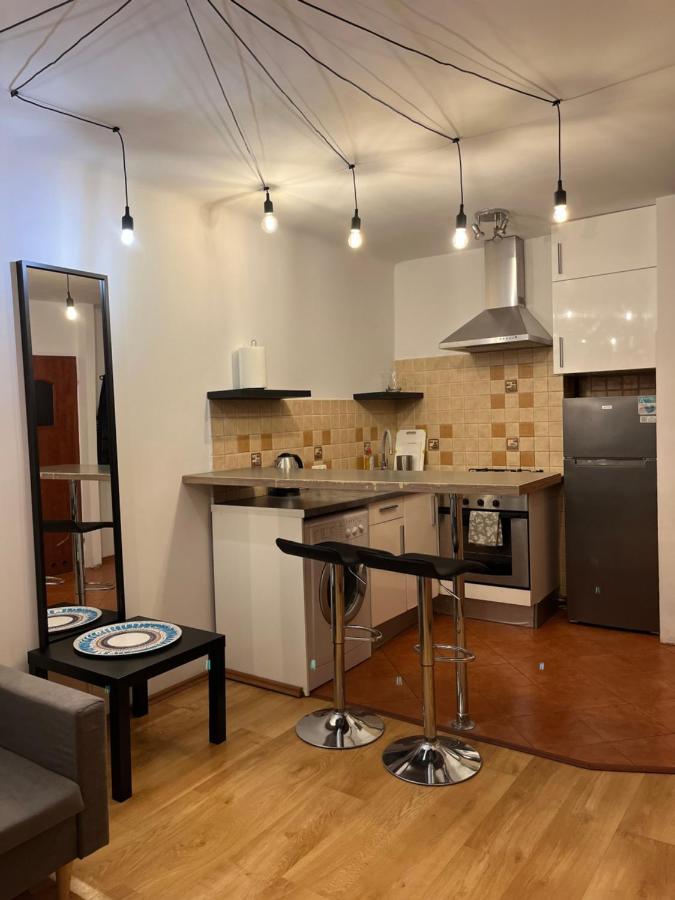 Murano Apartaments Atrium Варшава Екстериор снимка